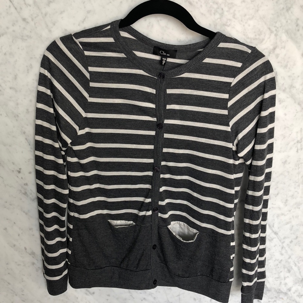 Women’s stripped cardigan